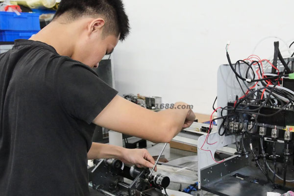 uv打印機(jī)維修師傅越來越少的原因在哪？